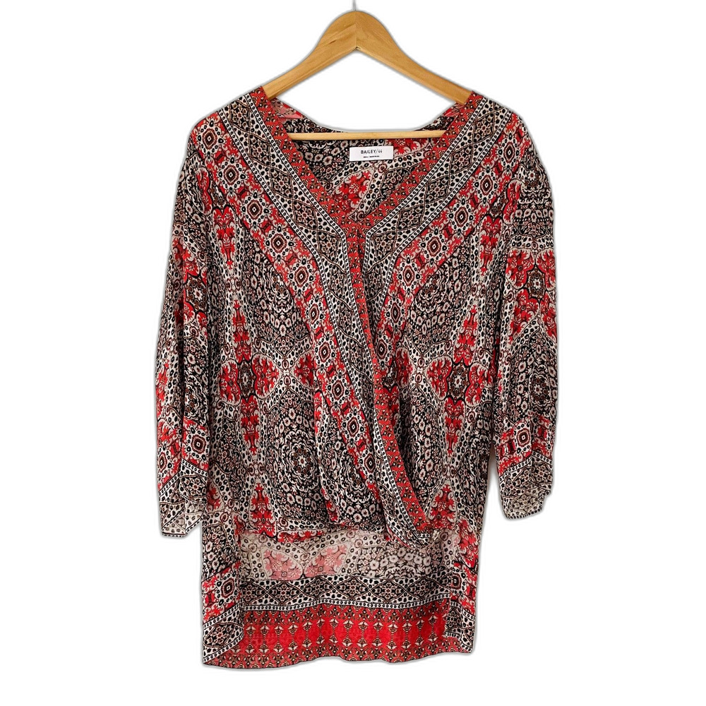 Bailey 44 Women's Santa Fe Trail Crossover V-Neck Medallion Print Top Sz S Boho - Picture 2 of 11